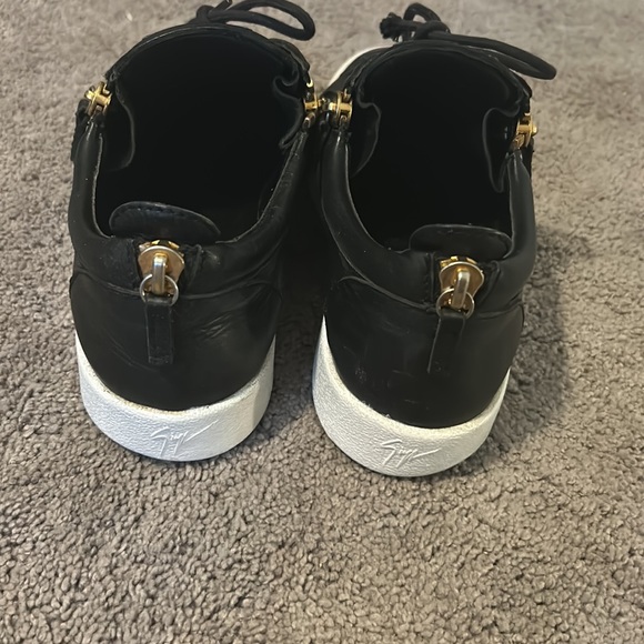COPY - Men’s London Double-Zip Low-Top sneakers - Picture 3 of 5